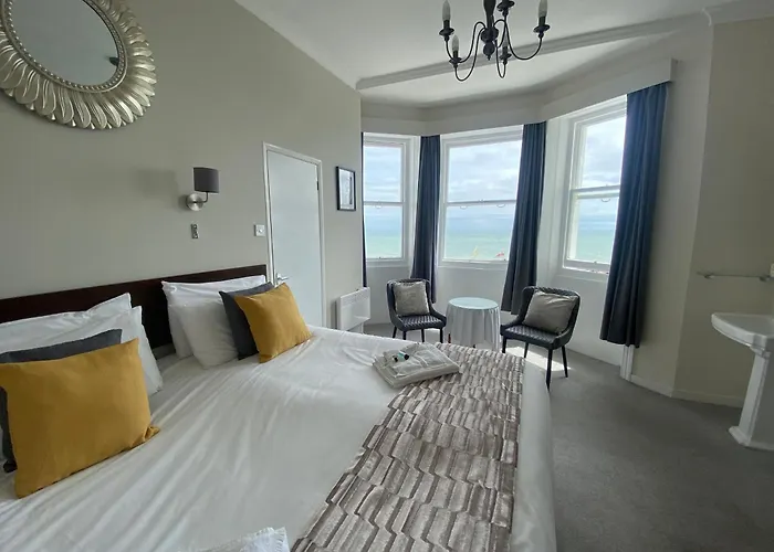 OYO Oban Hotel
