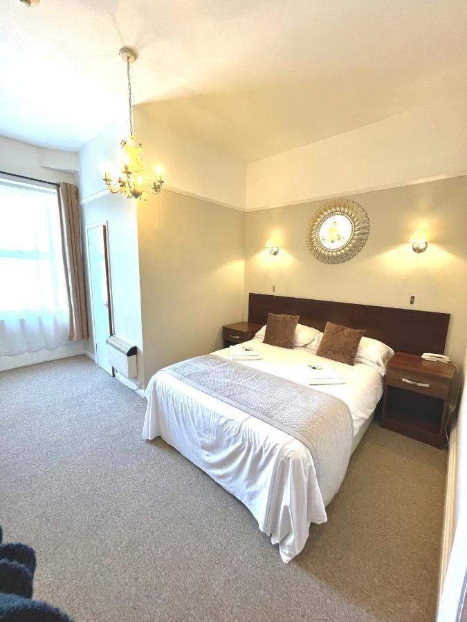 Hotel Oyo Oban 3*