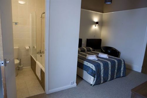 Oyo Oban Hotel WTA Eastbourne
